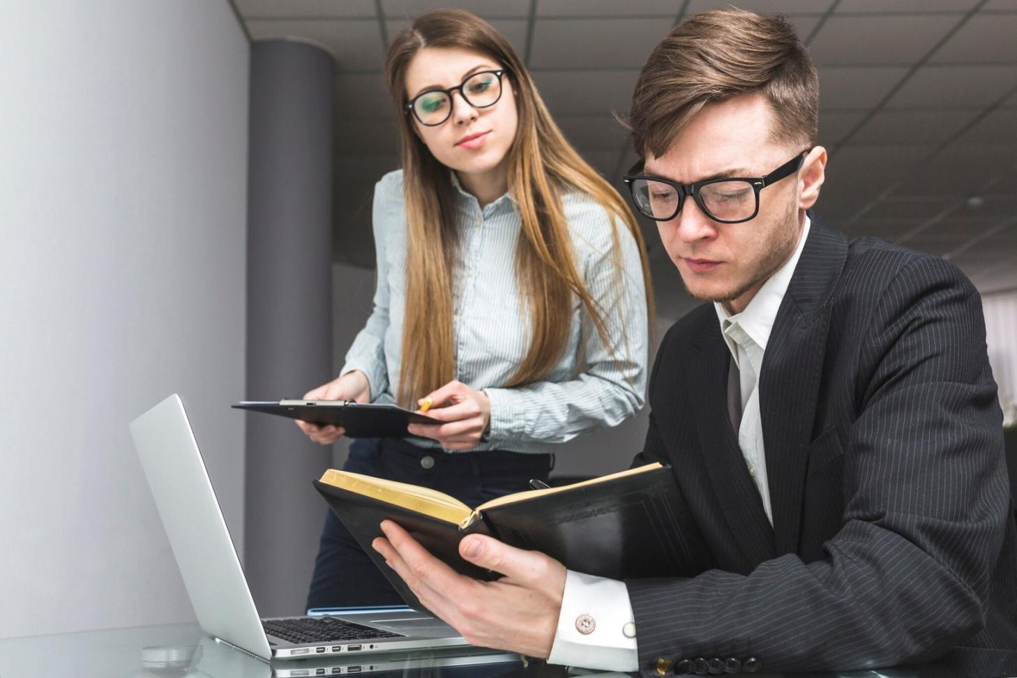 Formación práctica sobre interpretación de datos financieros